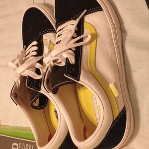 Size 11 vans brand new